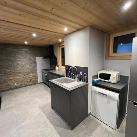 Spacieux 7 Pièces, 6 Salles De Bains, 14 Personnes, Proche Centre Et Remontées, - Fr-1-676-152 Apartamento *